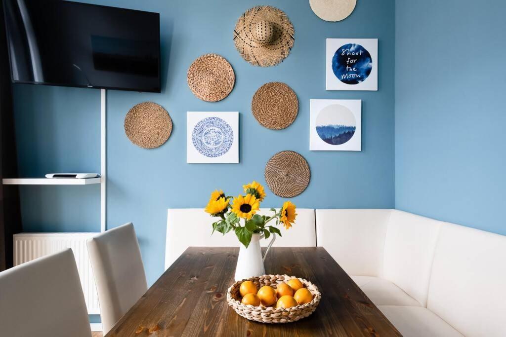 Sc 05 By Rockchair Apartments L Superhost Status L 2 Bedrooms Boxspringbeds Balcony Elevator - Cozy Family & Business Flair Welcomes You! Berlino Esterno foto