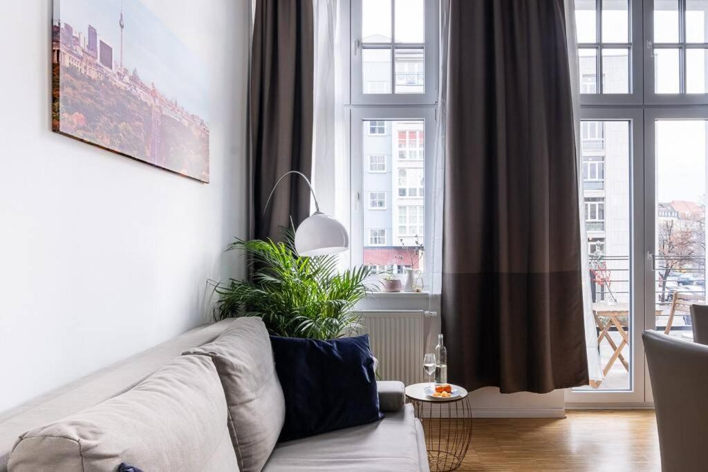 Sc 05 By Rockchair Apartments L Superhost Status L 2 Bedrooms Boxspringbeds Balcony Elevator - Cozy Family & Business Flair Welcomes You! Berlino Esterno foto